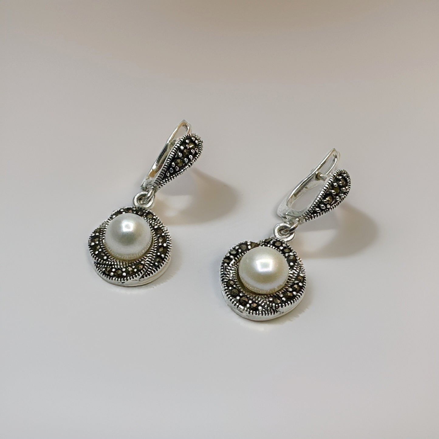 Pearly Dream Freshwater Pearl Necklace and Earring Set