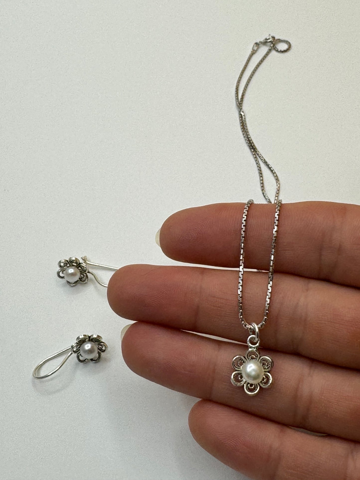 Flower Pearl Necklace and Stud Earring Sterling Silver Set