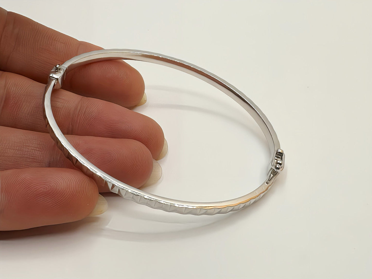 Hammered Sterling Silver Bangle Bracelet, Modern Minimalist Jewelry