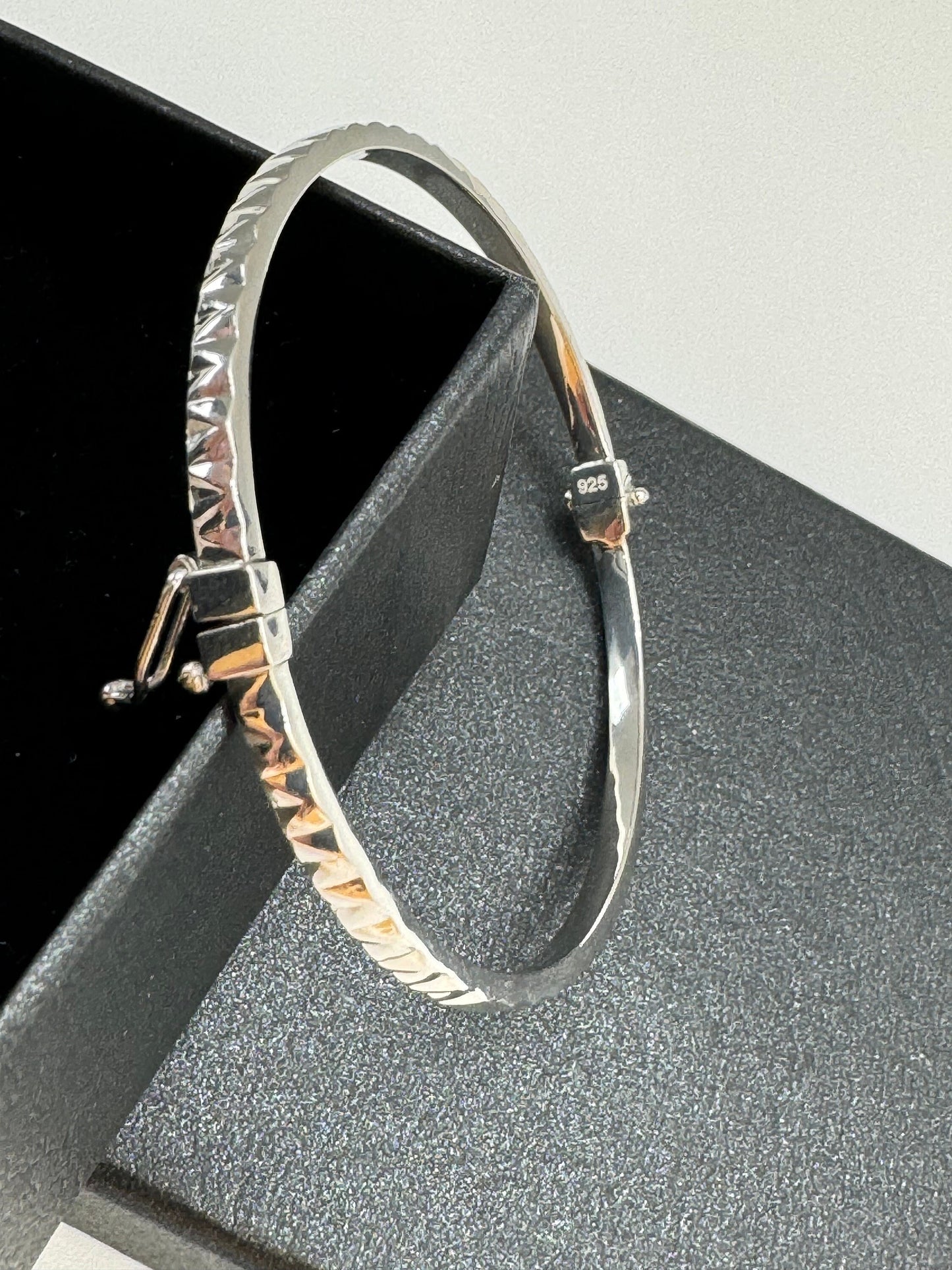 Hammered Sterling Silver Bangle Bracelet, Modern Minimalist Jewelry