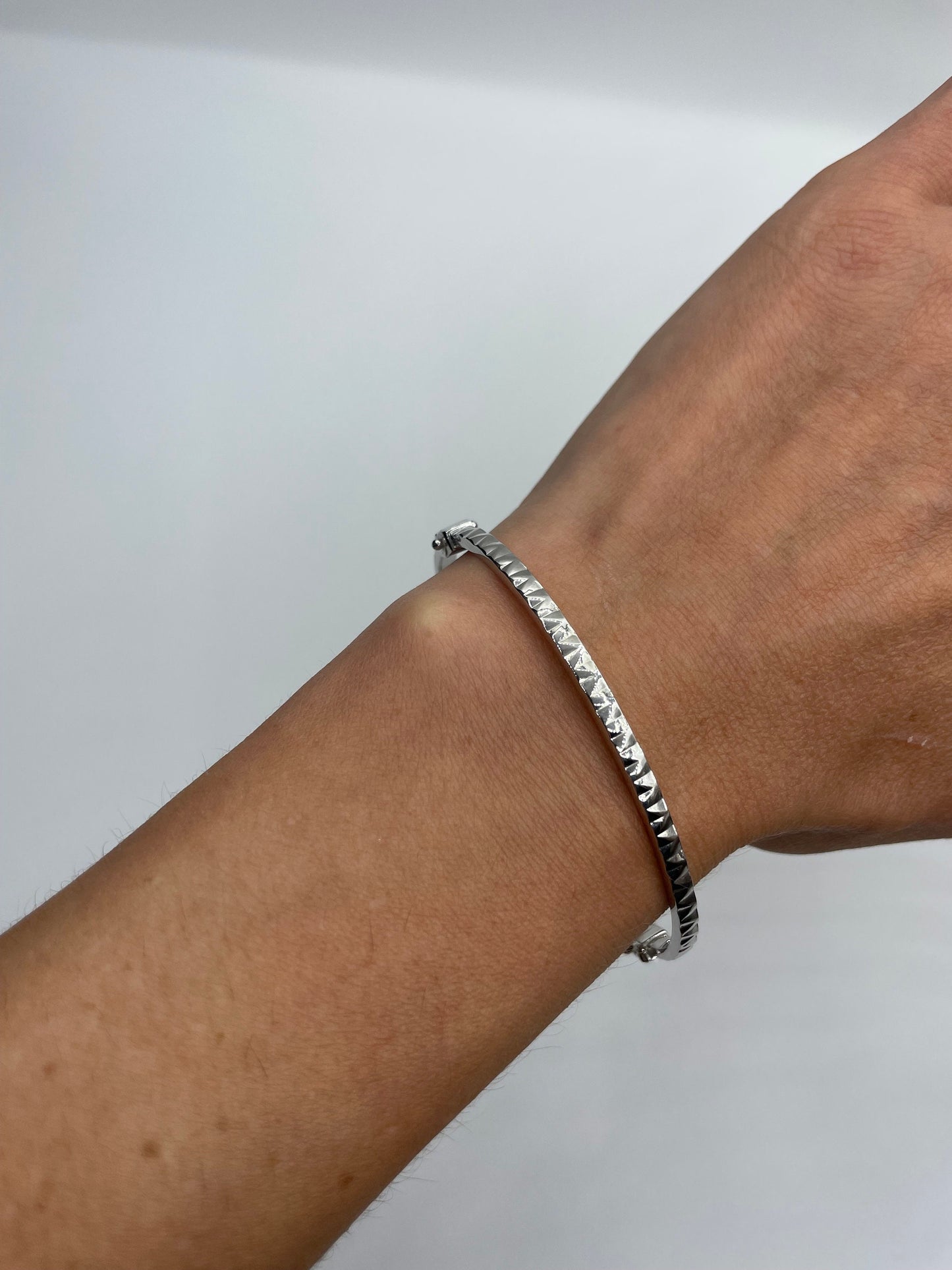 Hammered Sterling Silver Bangle Bracelet, Modern Minimalist Jewelry
