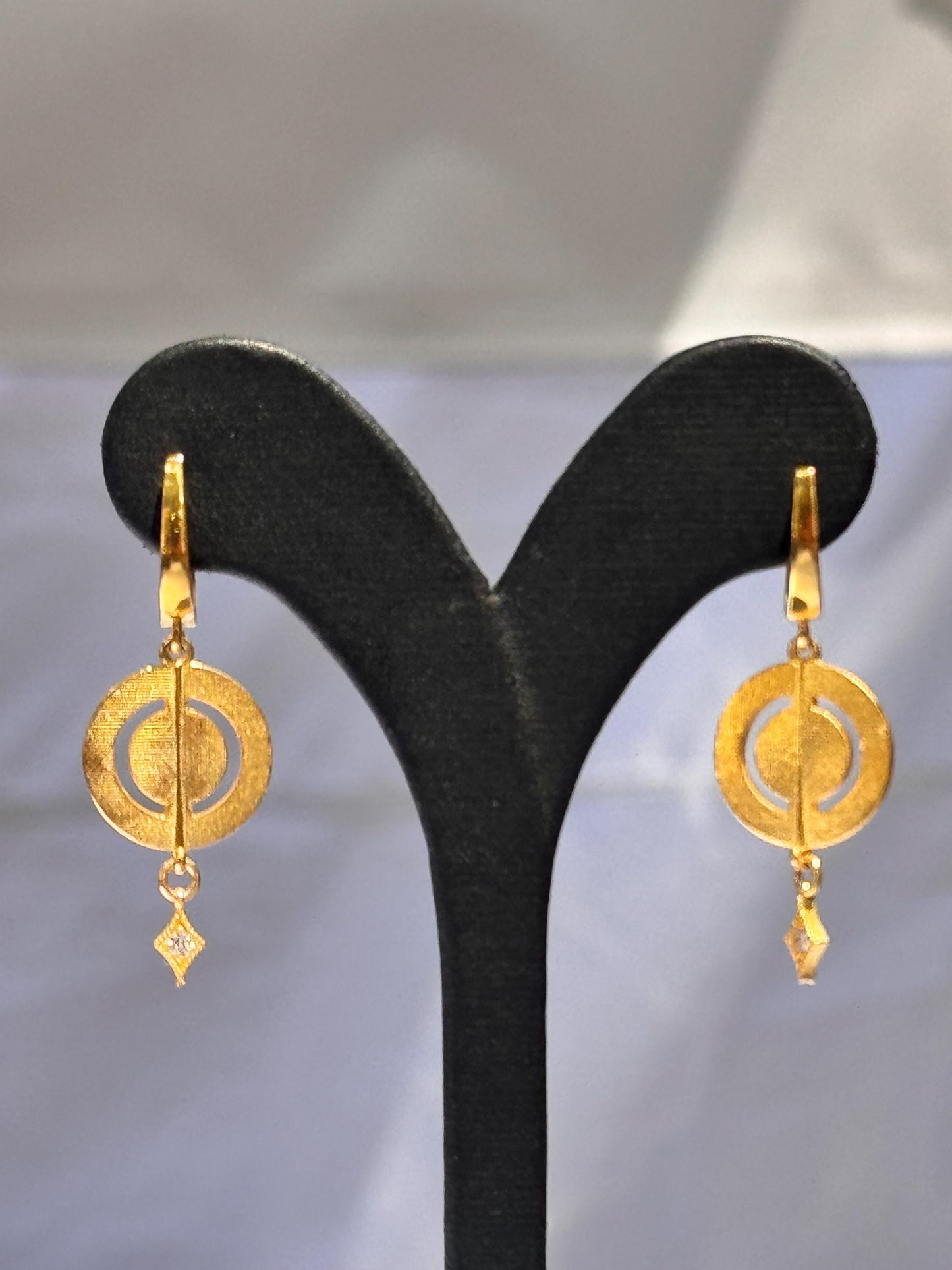 22k Gold Vermeil Round Dangle Earrings. Sterling Silver 925. Disc Latch Back Earrings. Lightweight.