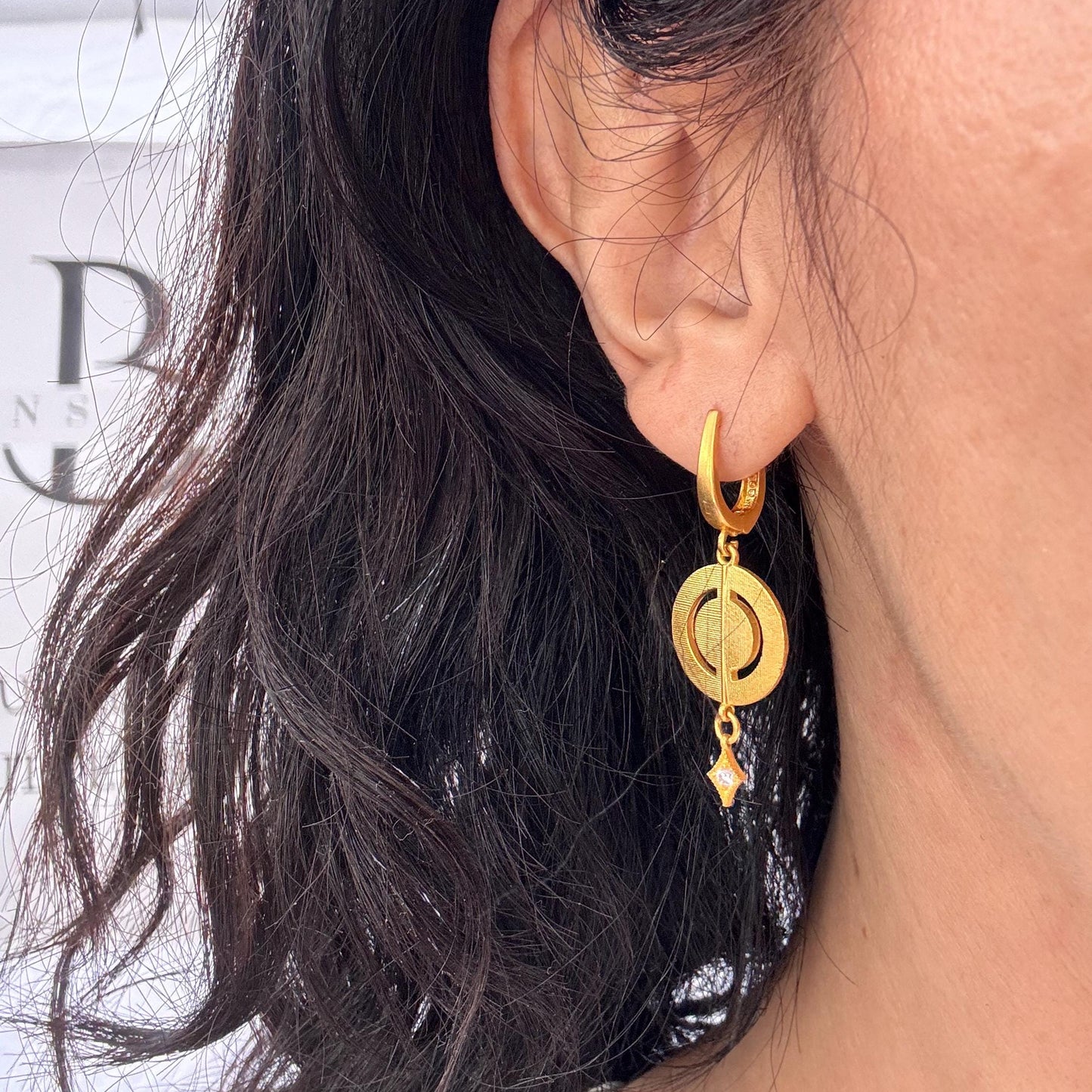 22k Gold Vermeil Round Dangle Earrings. Sterling Silver 925. Disc Latch Back Earrings. Lightweight.