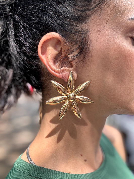 Gold Flower Stud Earrings: Lightweight Plated Stainless Steel