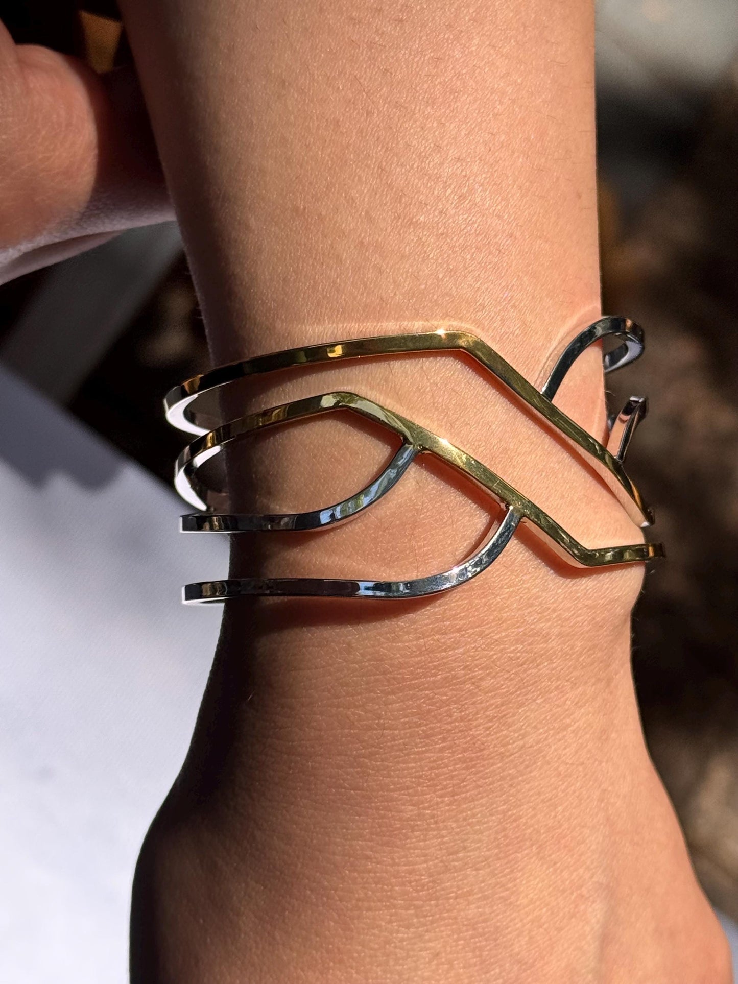 Mixed Metal Open Cuff Bracelet | Gold + Silver Stainless Steel
Waterproof stainless steel • Adjustable fit • Mixed metal finish