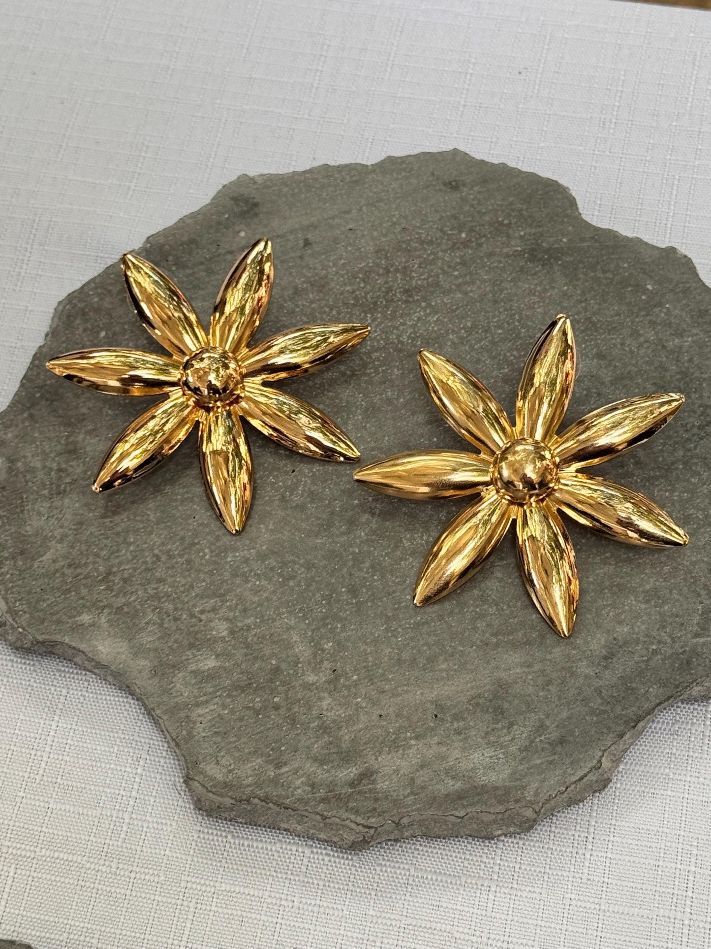 Gold Flower Stud Earrings: Lightweight Plated Stainless Steel