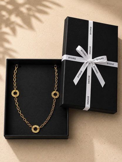 Gold Hammered Circle Chain Necklace